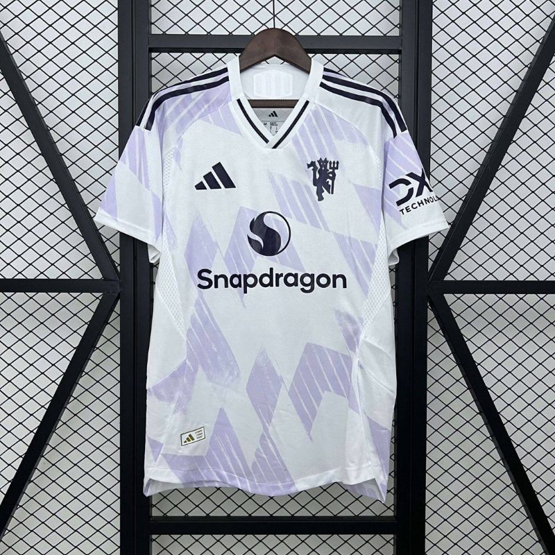 Manchester United 2025/26 Away Kit