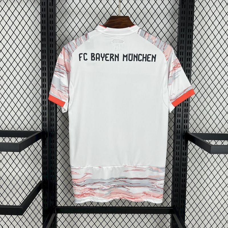 Bayern 25/26 Away Kit