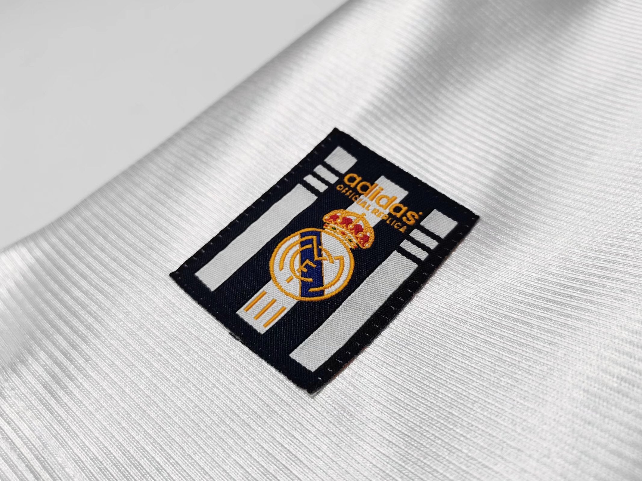 Real Madrid Half Sleeves 1998/00 home Retro jersey