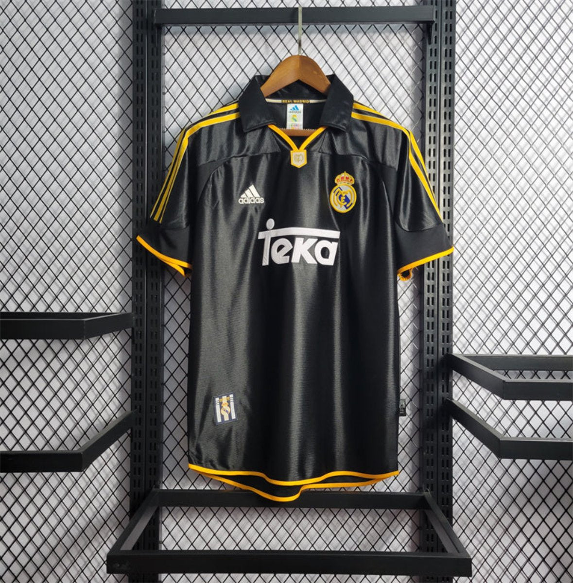 Real Madrid Half Sleeves 1999-2001 Retro Jersey