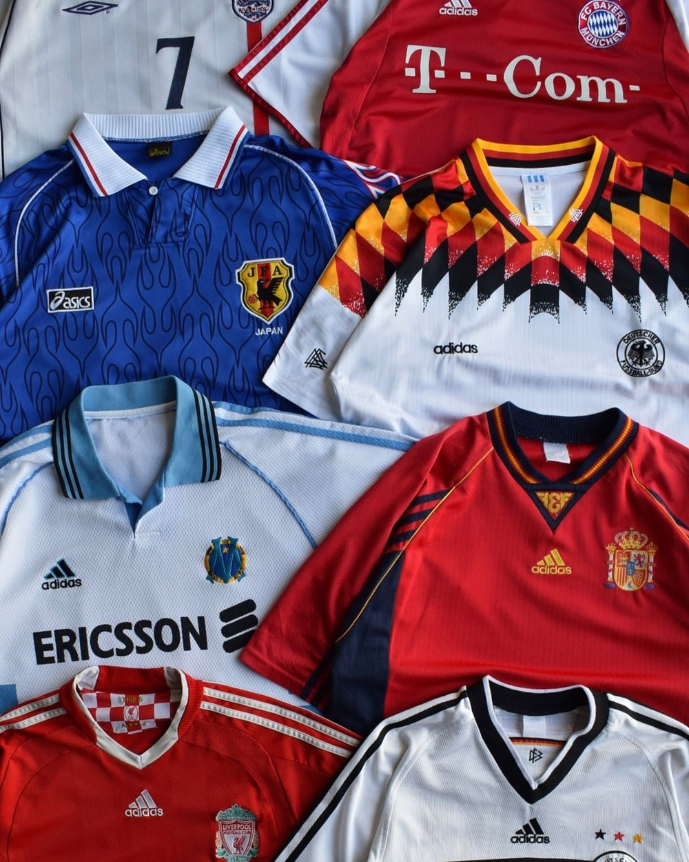 INTERNATIONAL RETROS