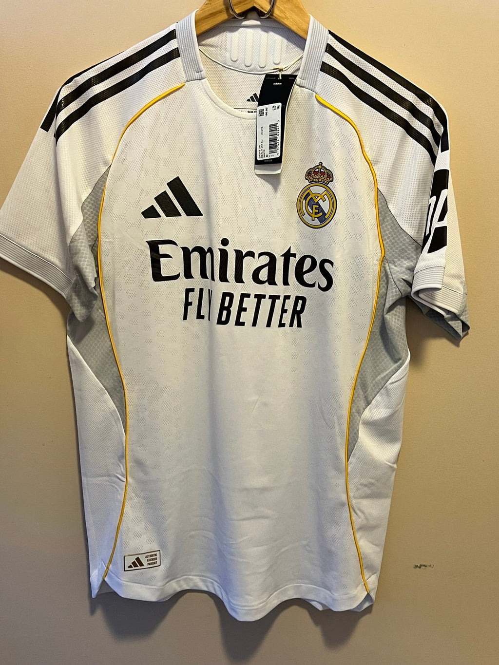 Real Madrid 25/26 Home Jersey